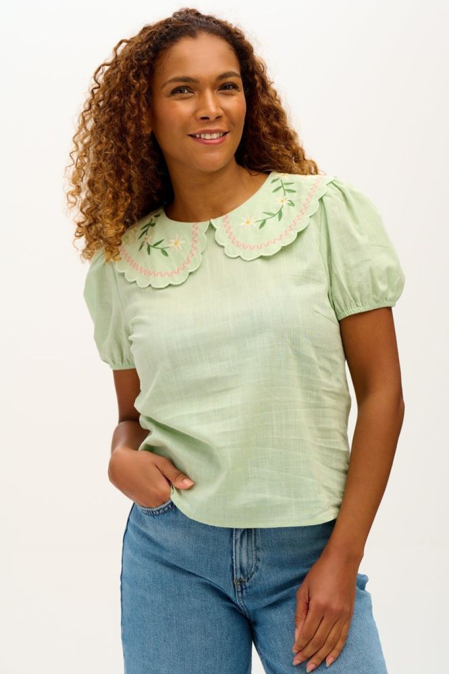 Clothes Sugarhill Brighton Blouses | Sugarhill Brighton Macie Scallop Collar Top Floral Embroidery